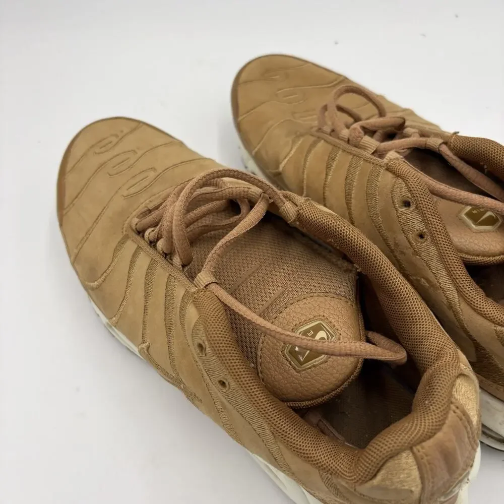 Nike Air Max Plus TN Men's Size 8 Flax Sail Brown And White Gum Sneakers Used